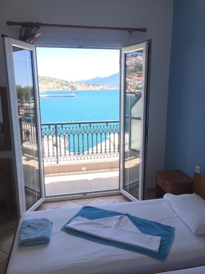Hotel Damo Питагорио Екстериор снимка