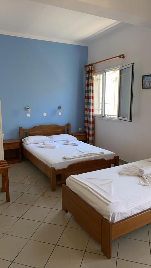 Hotel Damo Питагорио Екстериор снимка