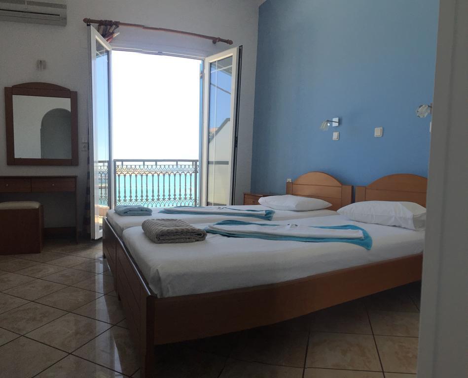 Hotel Damo Питагорио Екстериор снимка